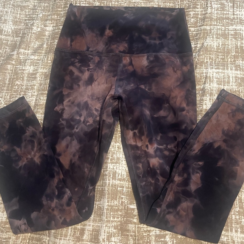 Lululemon Tie-Dye Leggings – Size 4